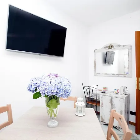 Luxury Vittorio Emanuele Ii 3* Lipari (Isola Lipari)