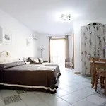 Luxury Vittorio Emanuele Ii Липари