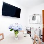 Luxury Vittorio Emanuele Ii 4* Липари