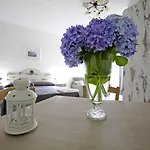 Luxury Vittorio Emanuele Ii Гостевой дом Липари