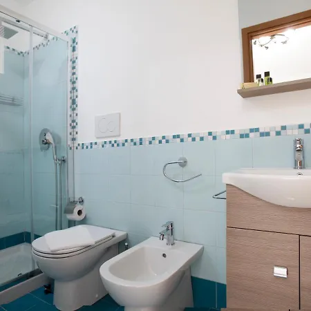 Luxury Vittorio Emanuele Ii بيت ضيافة ليباري