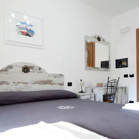 Luxury Vittorio Emanuele Ii ليباري