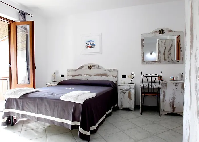 Luxury Vittorio Emanuele Ii ליפארי