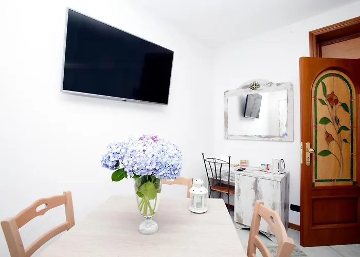 Luxury Vittorio Emanuele Ii 3* Lipari